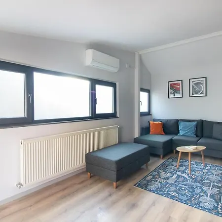 Modern Duplex With Large Terrace In Cihangir Apartamento