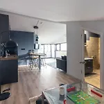 Modern Duplex With Large Terrace In Cihangir Апартаменты
