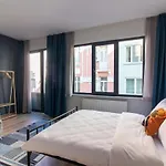 Modern Duplex With Large Terrace In Cihangir *