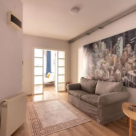 Апартаменты Modern Duplex With Large Terrace In Cihangir