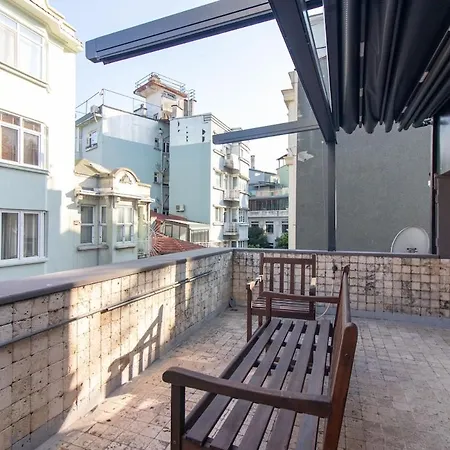 Modern Duplex With Large Terrace In Cihangir Lejlighed Istanbul